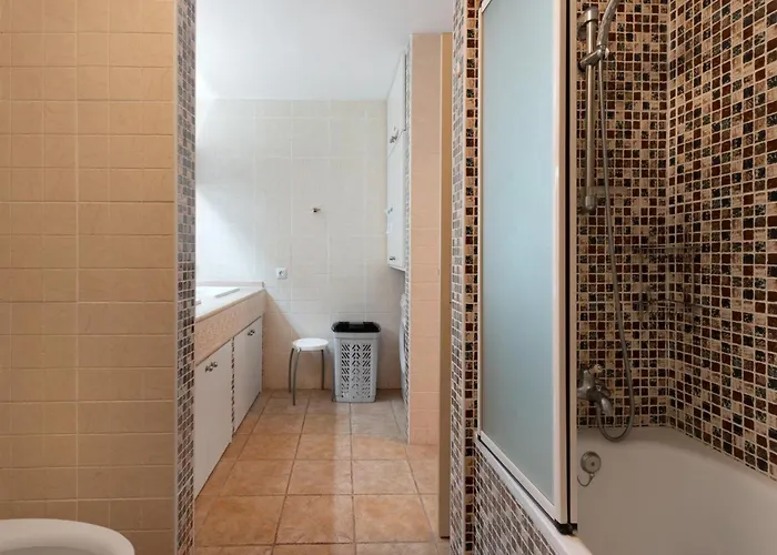 La Maravilla Over The Ocean