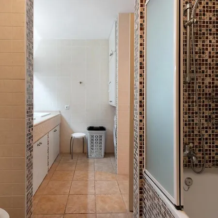 La Maravilla Over The Ocean