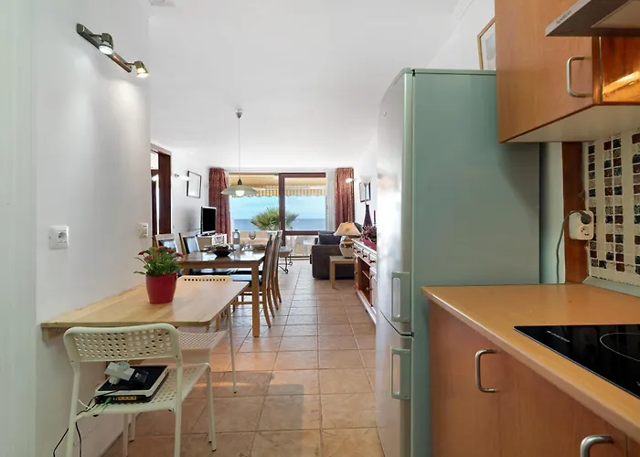 La Maravilla Over The Ocean